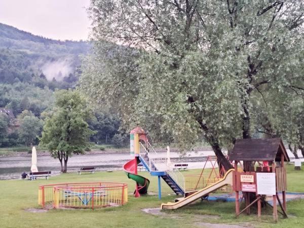 Pokoje Goscinne U Brody Мендзибродзе Живецке Екстериор снимка